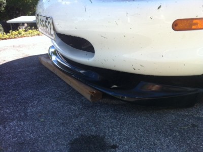 GarageVaryLip.JPG