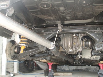 Bigger diff & new exhaust 001.JPG