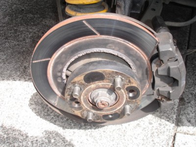 Mazda rear brakes 001.jpg